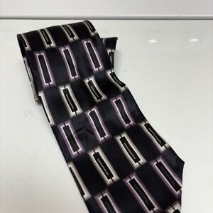 Elegant Black‎ and Purple Geometric Men's Tie